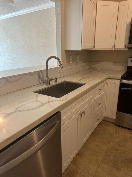 Building Photo - 2650 Coconut Bay Ln