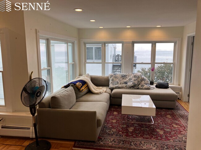 Building Photo - 71 Grovers Ave