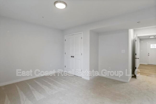 Building Photo - 51 Olga Dr