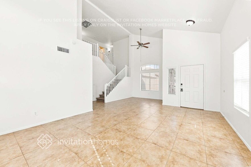 Building Photo - 15439 W Cottonwood Cir