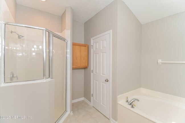 Building Photo - 86459 Sand Hickory Trail