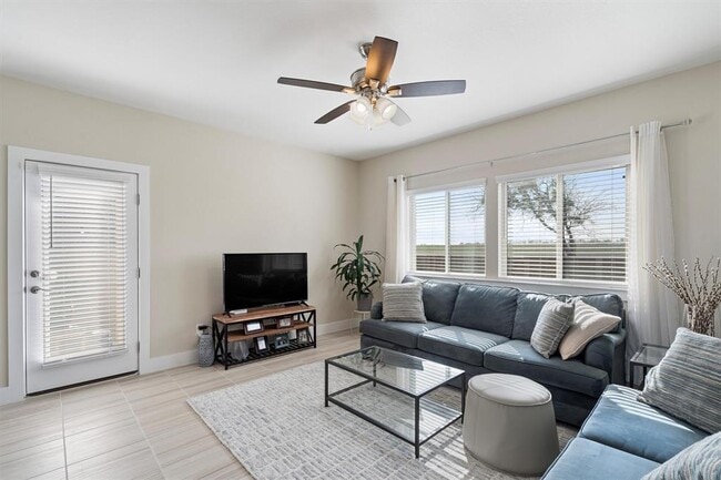 Building Photo - 613 White Steppe Way