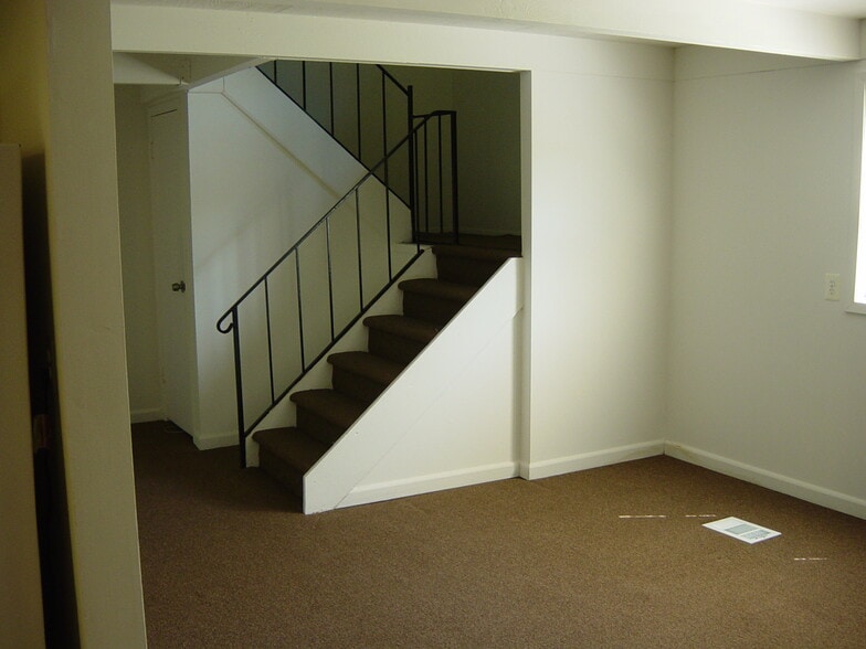 Building Photo - 15 Arrowhead Ln