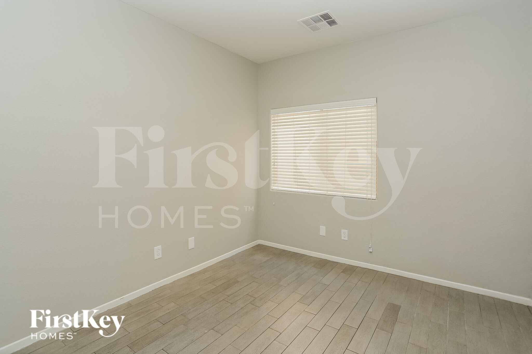 Building Photo - 6425 Casamar St