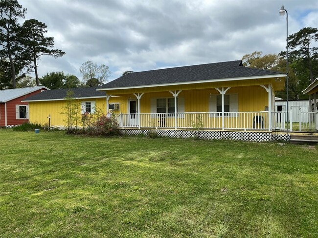 Building Photo - 20672 Trinity Way