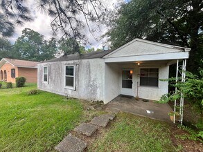 Building Photo - 3355 Lunceford St