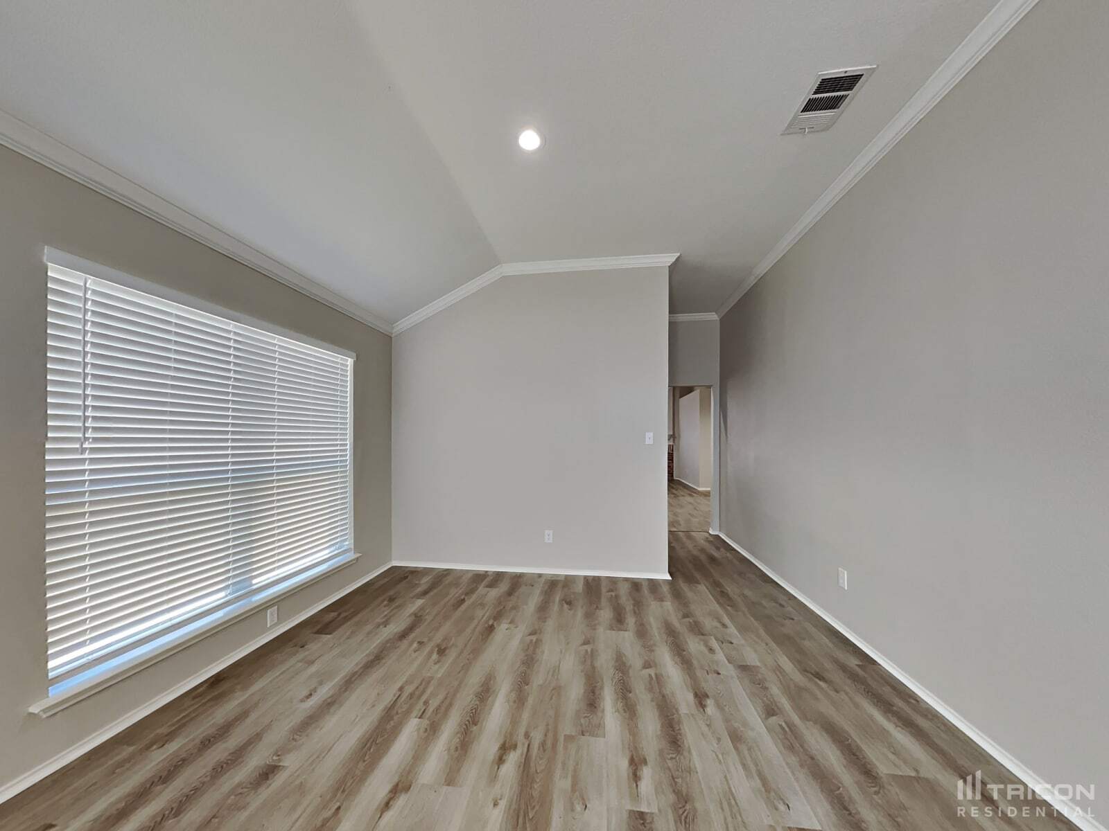 Building Photo - 720 Rowdy Dr