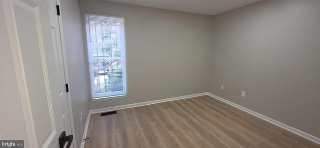 Building Photo - 3114 Banneker Dr NE