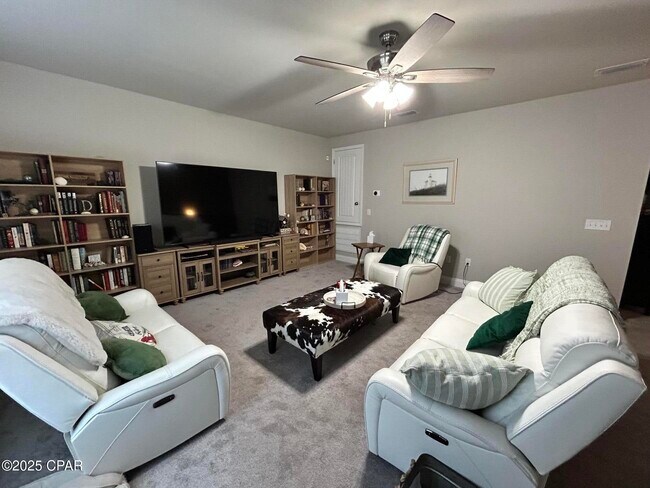 Building Photo - 103 Salt Marsh Wy