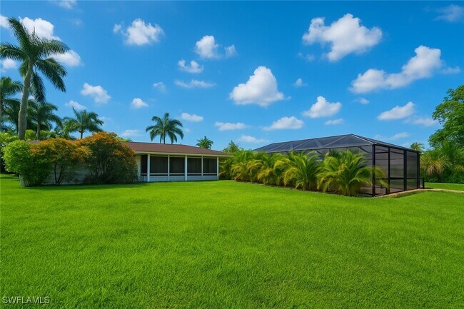 Building Photo - 13880 Lazy Ln