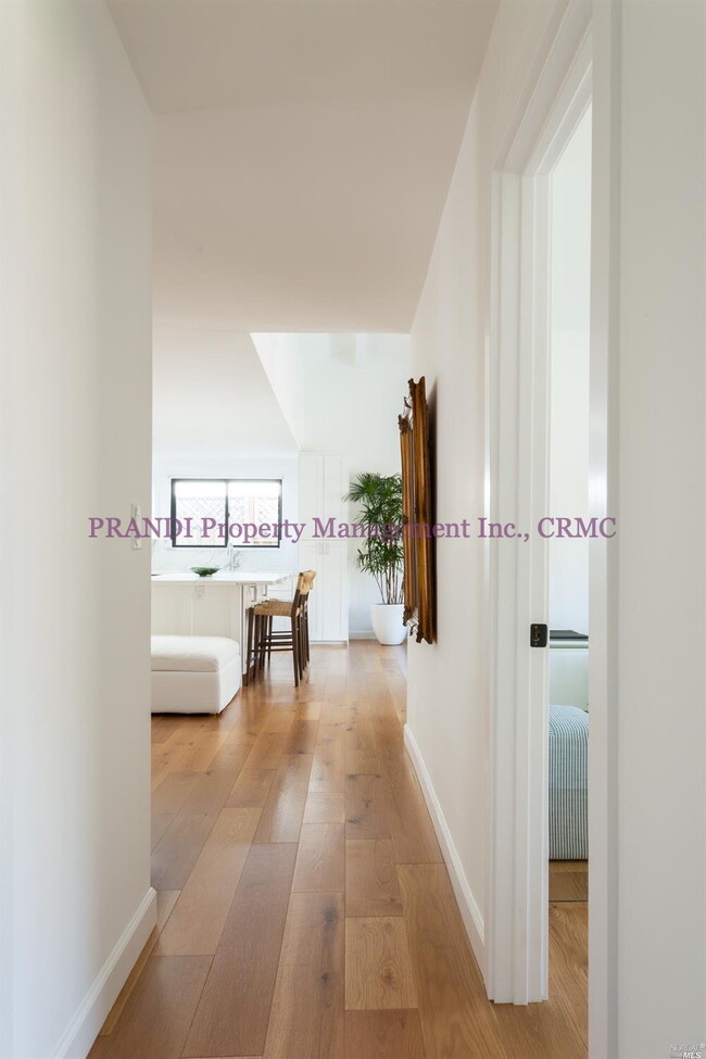 Building Photo - Contemporary Corte Madera Home, Recently R...