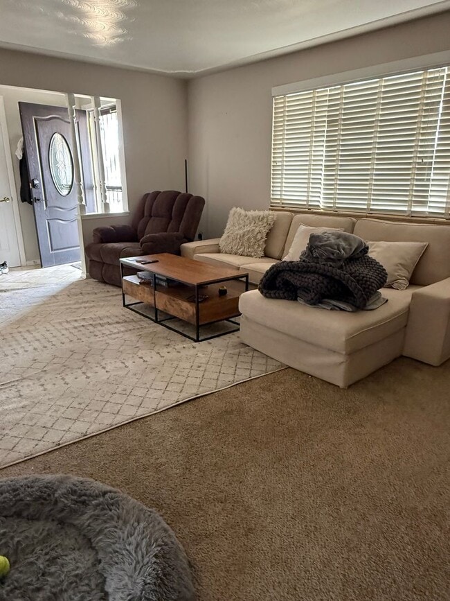 Building Photo - Charming Arvada Ranch