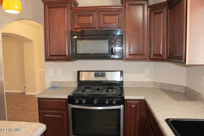 Building Photo - 1458 Senda Del Sol Ln