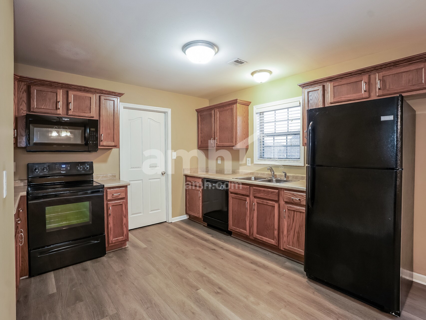 Building Photo - 720 Arrowfield Dr