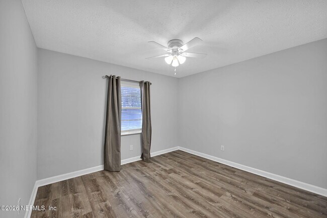 Building Photo - 133 Cll Menendez