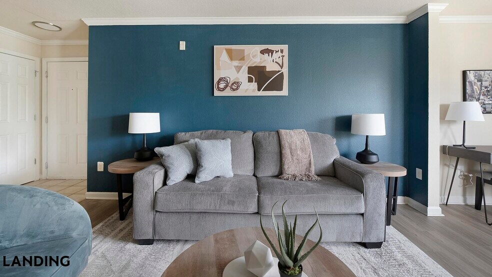 Building Photo - 210 Hillwood Blvd