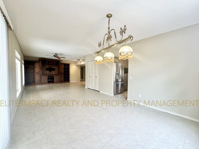 Building Photo - 64427 E Rolling Rock Ct