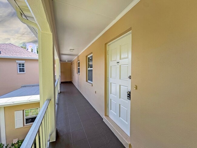 Building Photo - 8300 Bardmoor Blvd