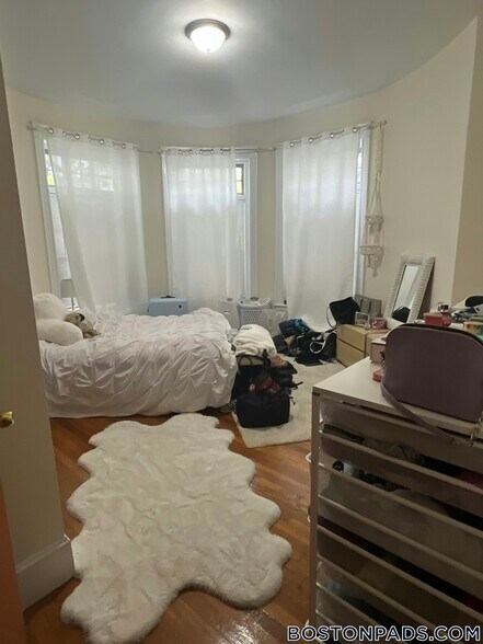 Building Photo - 1315 Commonwealth Ave