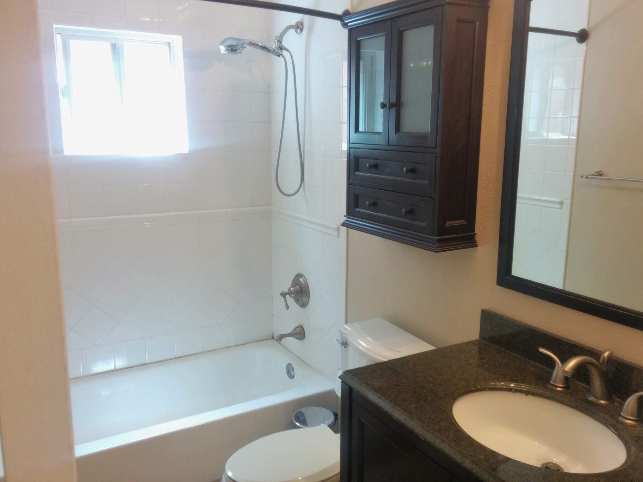 Building Photo - 1330 Elizabeth St