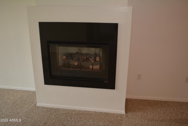 Building Photo - 1701 E Colter St