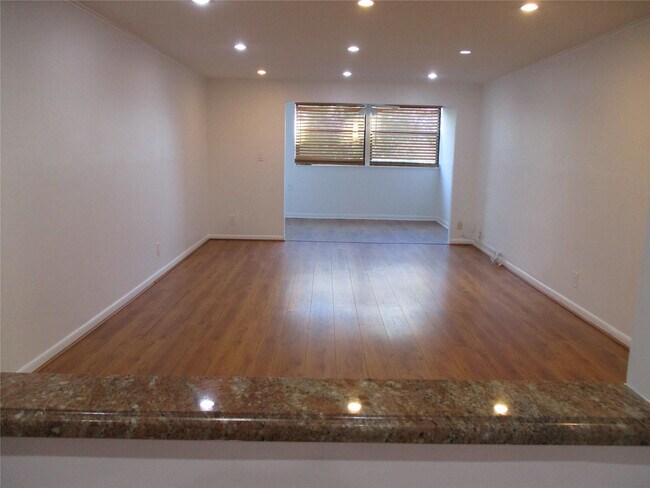 Building Photo - 9370 SW 8th St