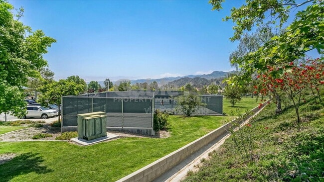 Building Photo - 25344 Irving Ln