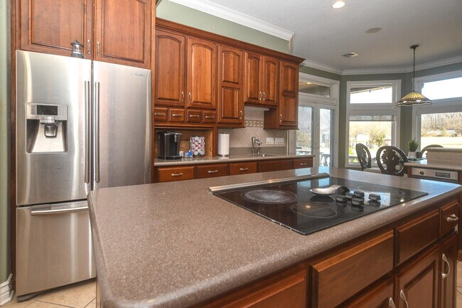 Building Photo - 21685 Merion Ct