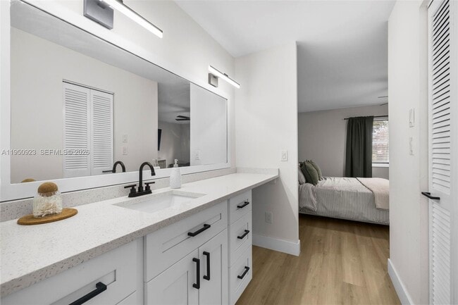 Building Photo - 6100 S Falls Cir Dr