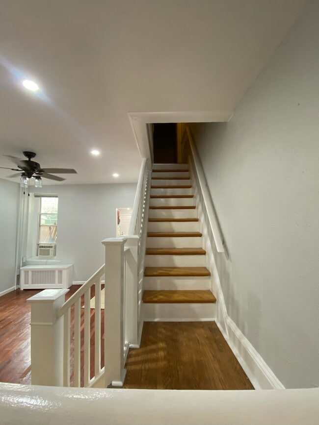 Primary Photo - 3783 Cresson St