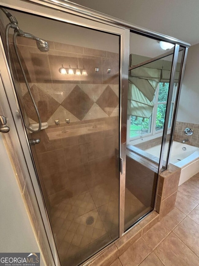 Building Photo - 2012 S Milledge Ave