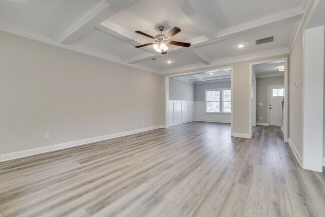 Building Photo - Ready for you - Comfort AND sophistication in Martinez, GA!