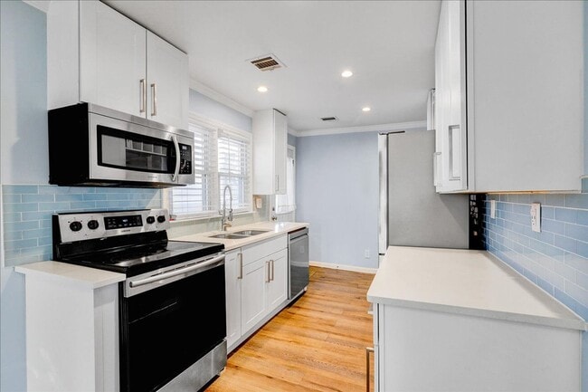 Building Photo - 3 Bed Apartment in North Middletown