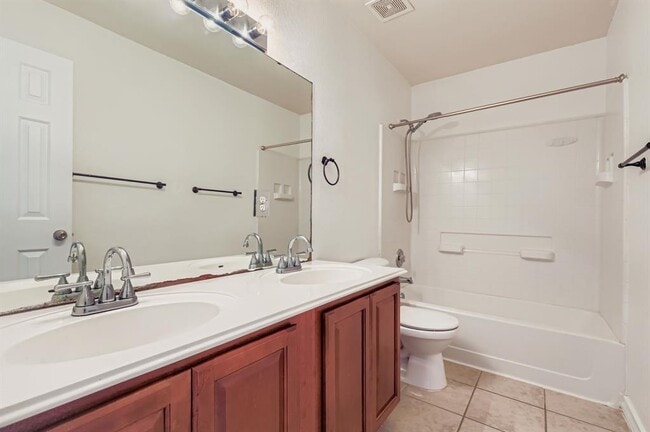 Building Photo - 20825 Penny Royal Dr