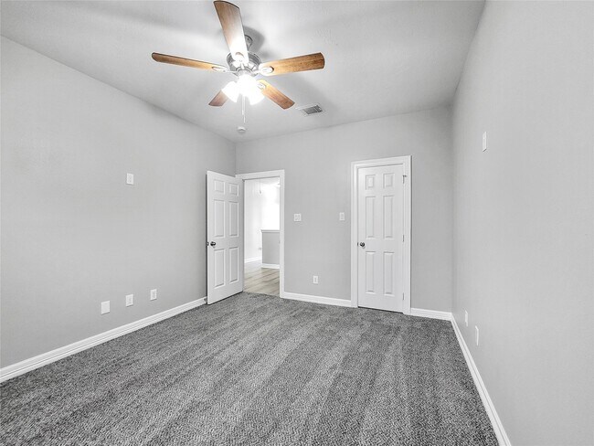 Building Photo - 12506 Panther Pl Dr