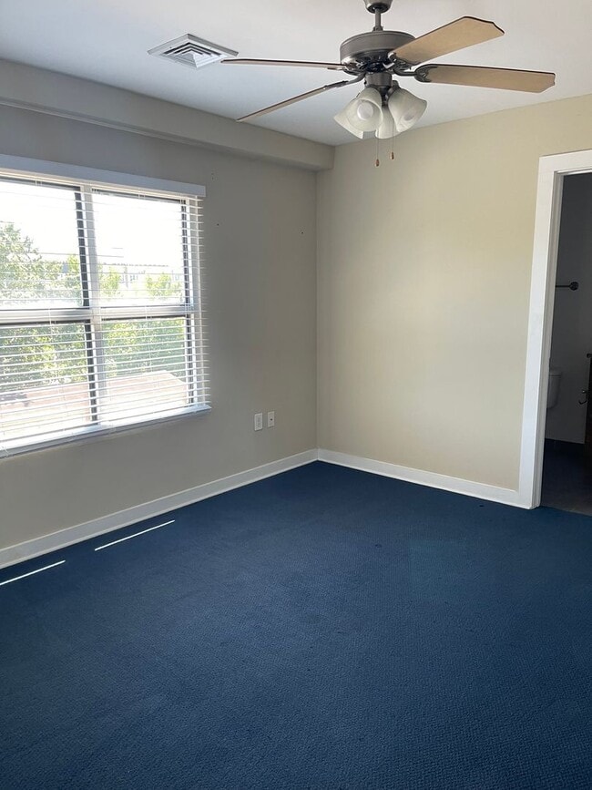 Building Photo - Eagles Nest - Downtown Auburn