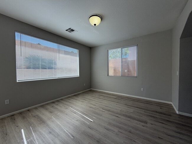 Building Photo - 148 Macoby Run St