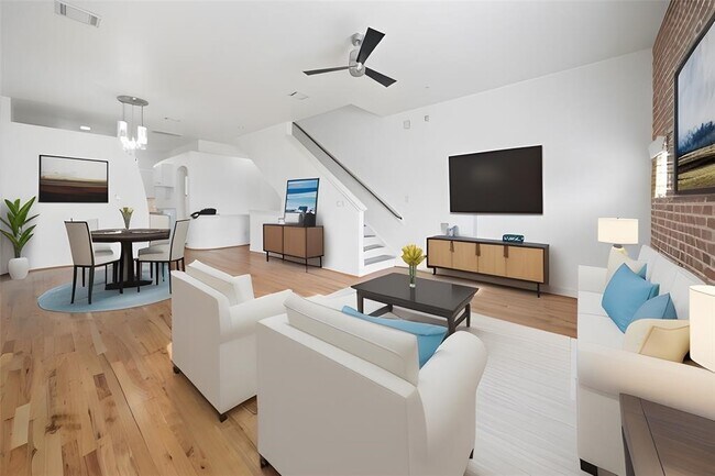 Building Photo - 7650 Springhill St