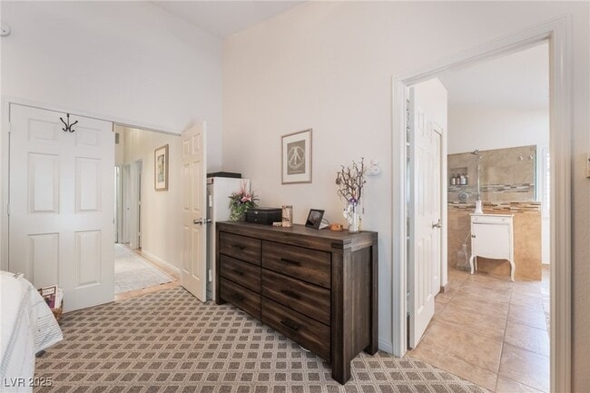 Building Photo - 8628 Highacre Dr