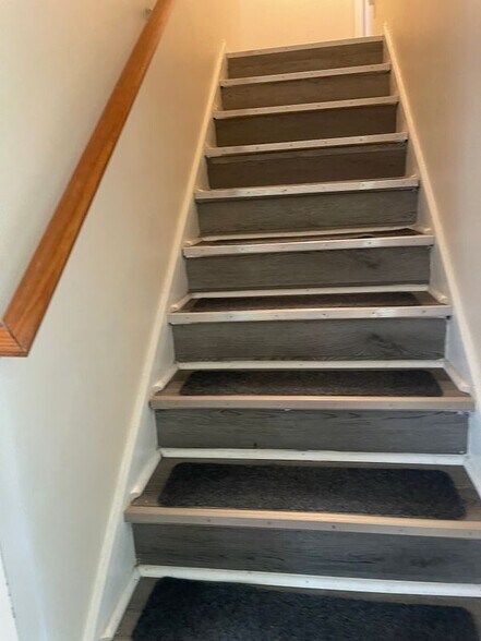 Building Photo - 5759 Cedar Croft Ct