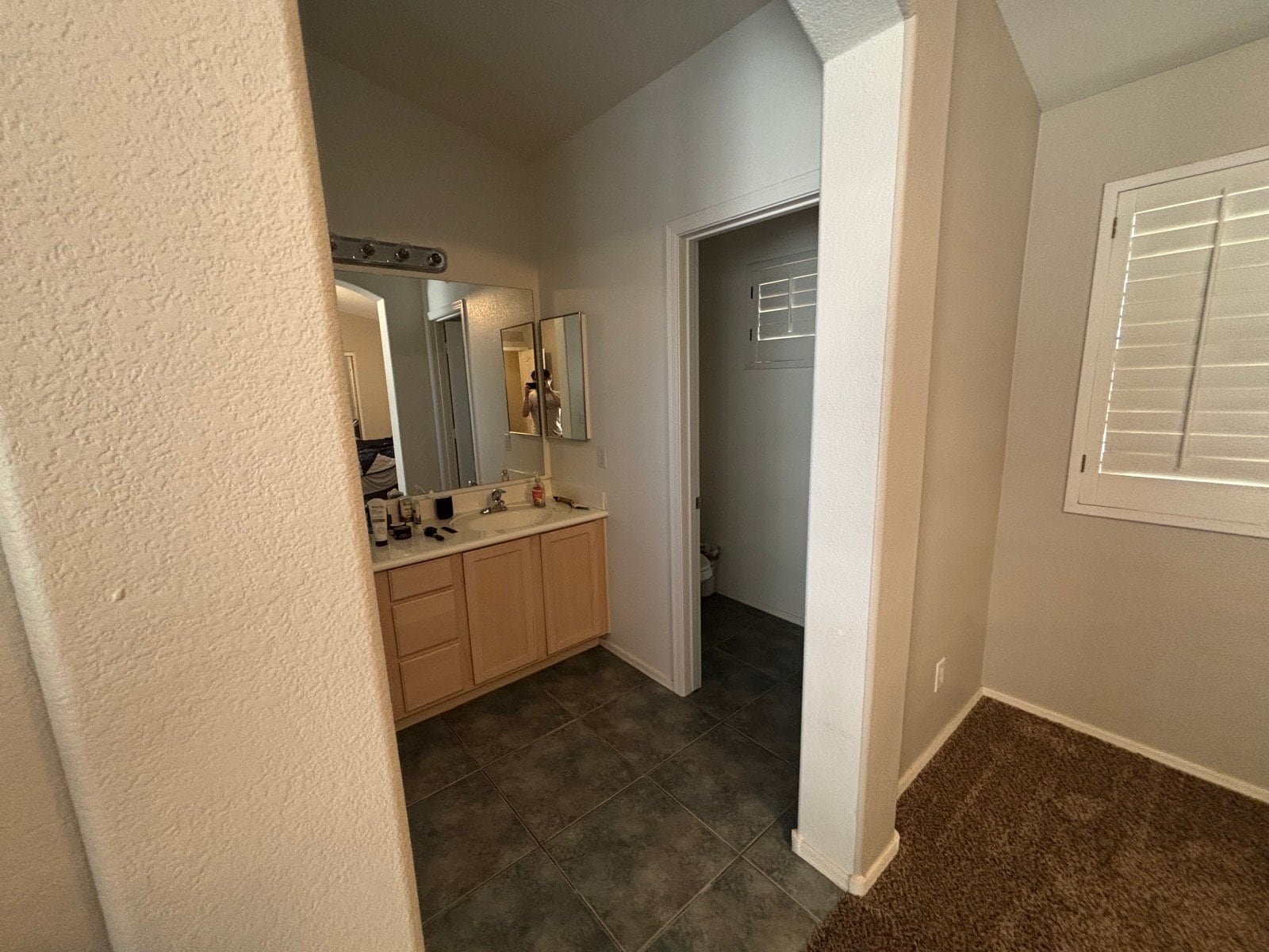 Building Photo - 5339 E Hopi Ave