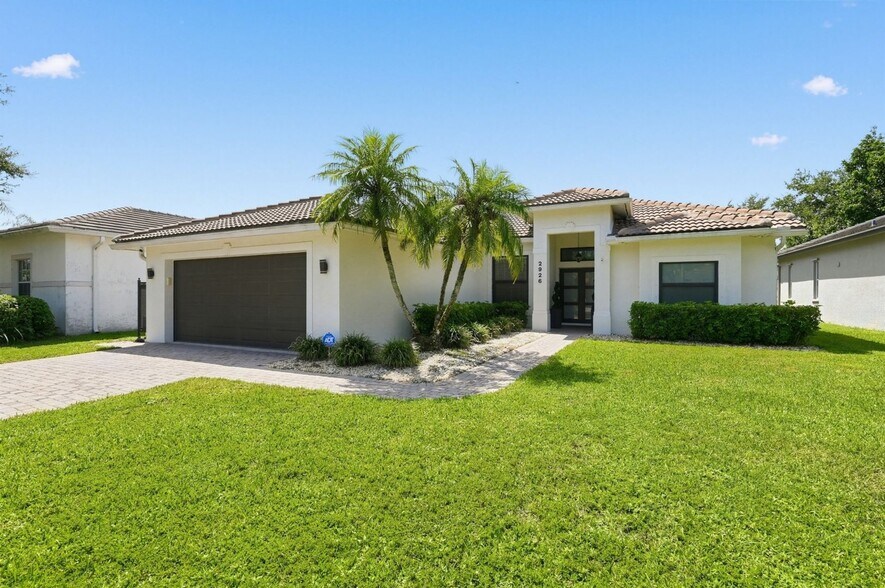 Building Photo - 2926 Inlet Cove Ln E