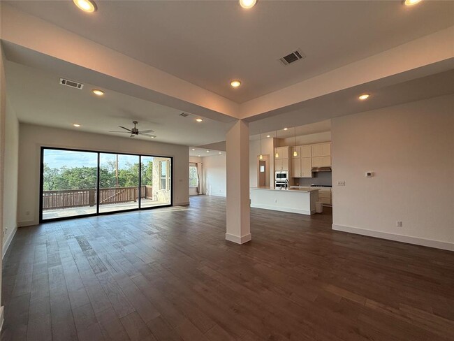 Building Photo - 1801 Cullera Dr