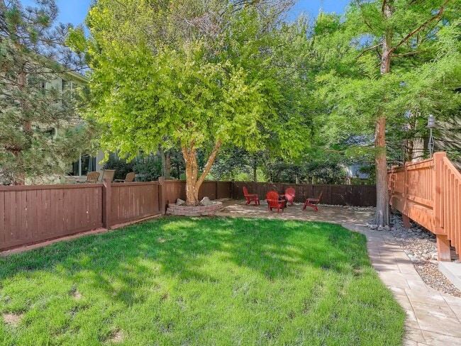 Building Photo - Newly Remodeled Home in the Broadlands!  4...
