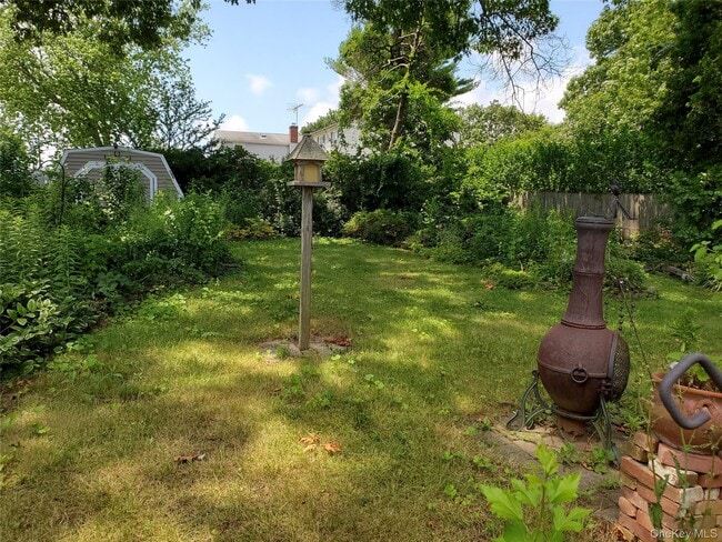 Building Photo - 30 Jervis Ave