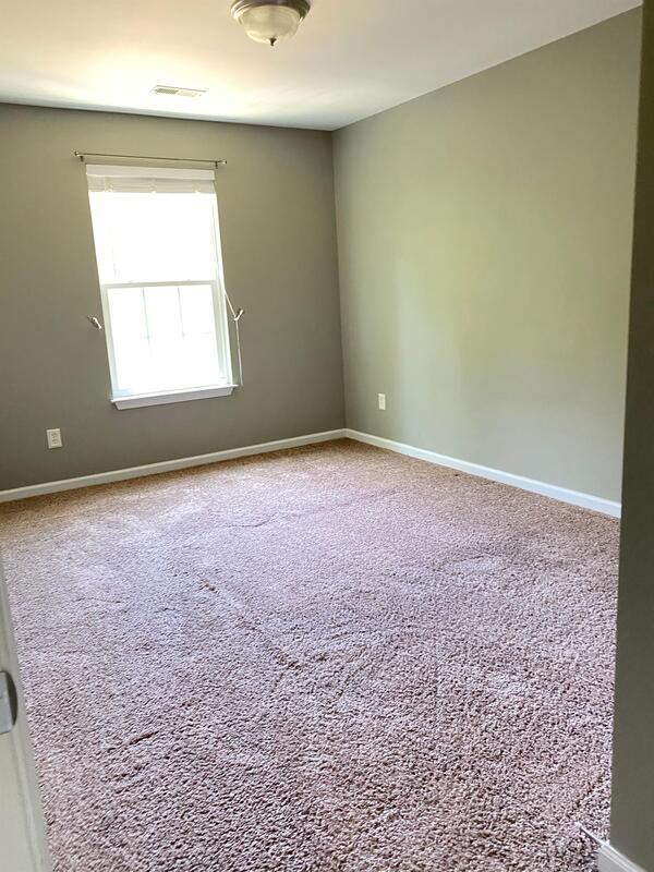 Building Photo - 458 Woodbark Ct