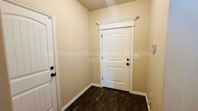 Building Photo - 309 Timber Ln