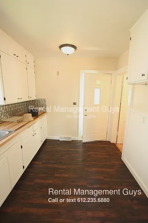 Building Photo - 3426 N Morgan Ave