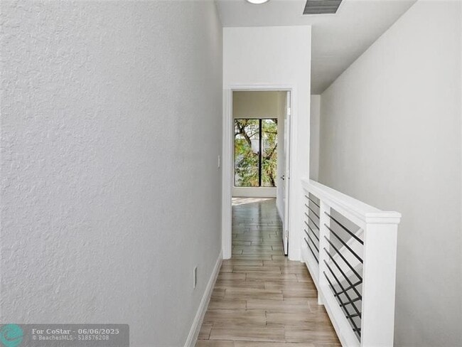 Building Photo - 116 NW 41st St