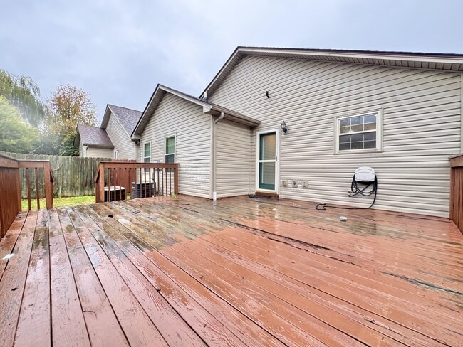 Building Photo - 628 Smugglers Notch Dr